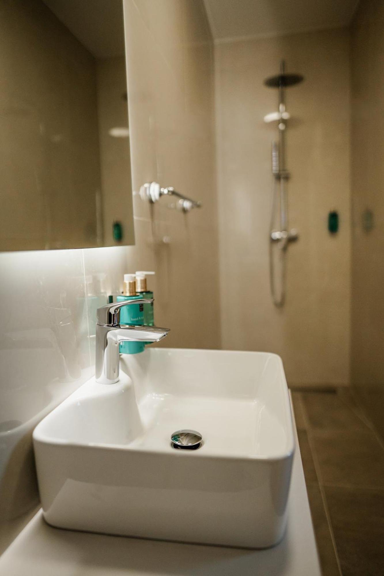 Grand Central Ljutomer Zewnętrze zdjęcie